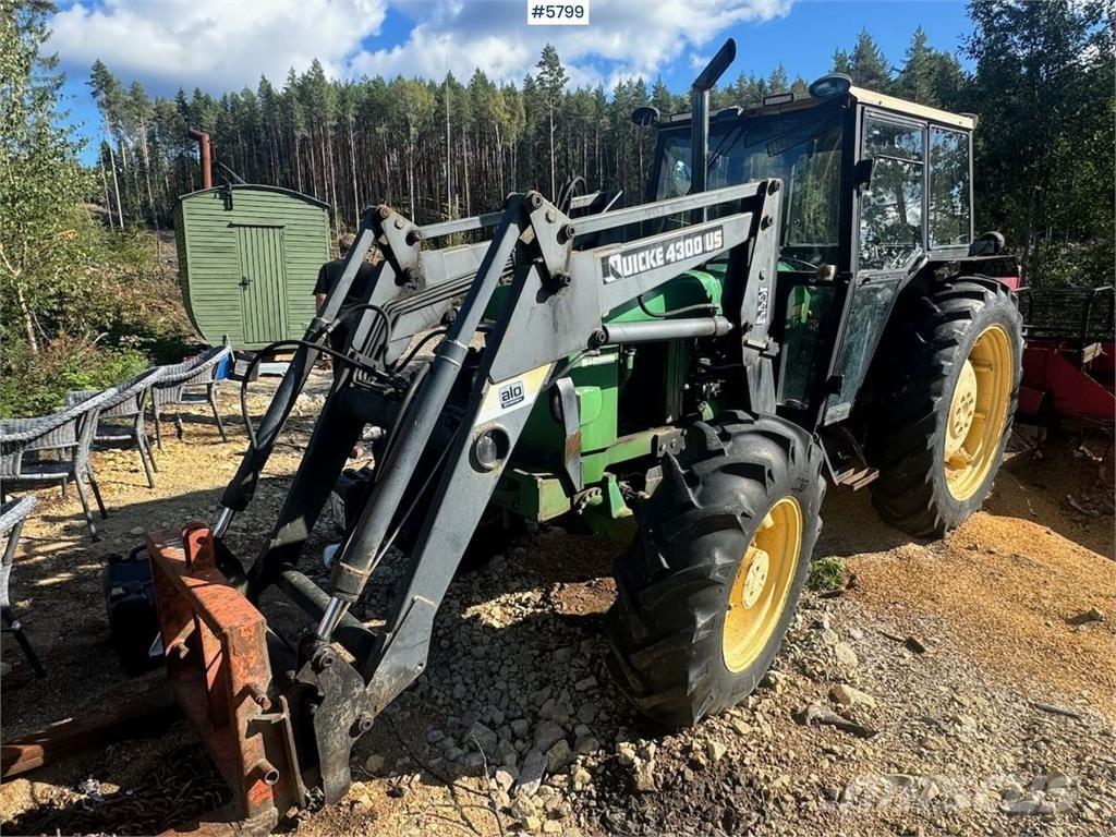 John Deere 2040 Tractoare