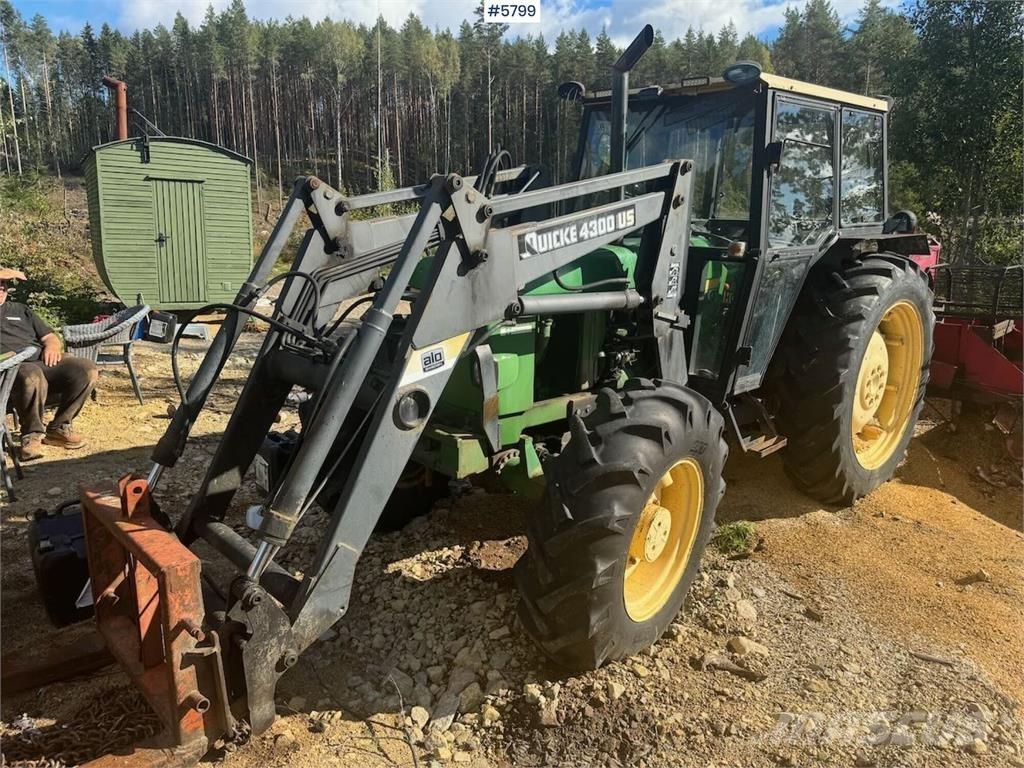 John Deere 2040 Tractoare