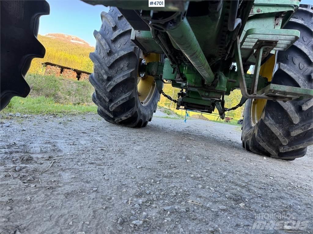 John Deere 3040 Tractoare