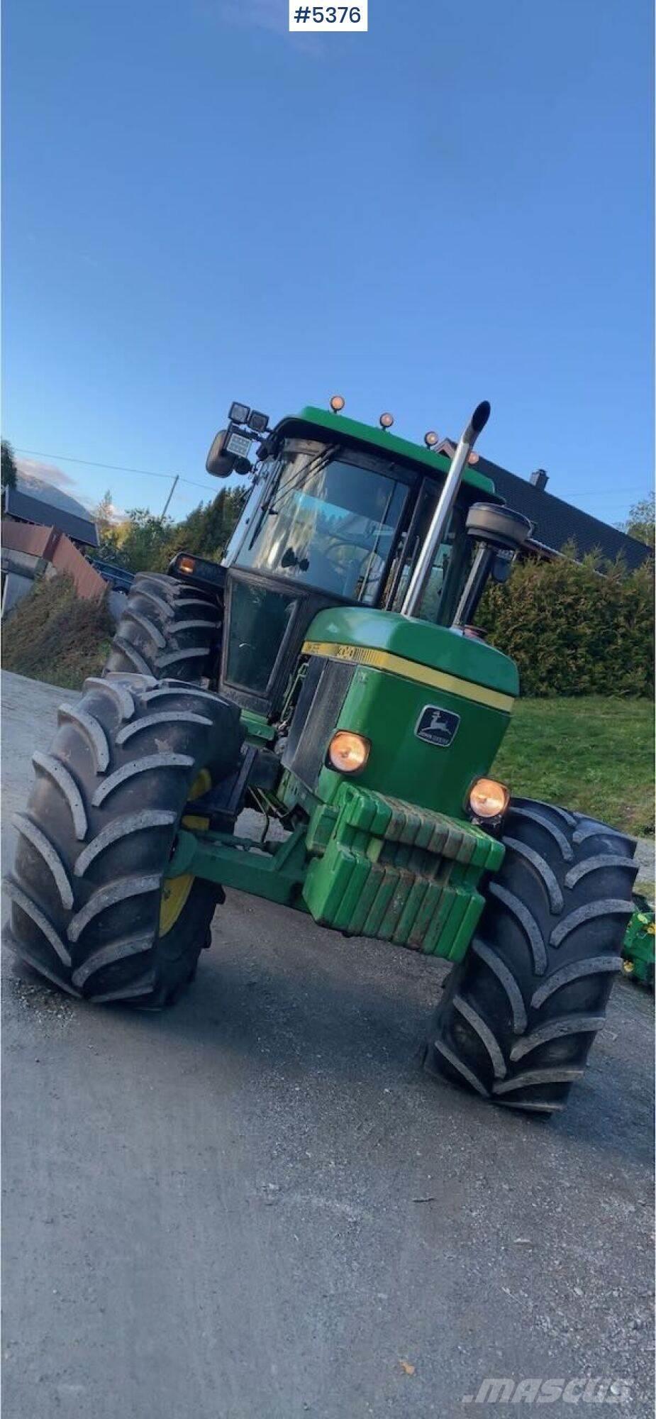 John Deere 3040HL Tractoare