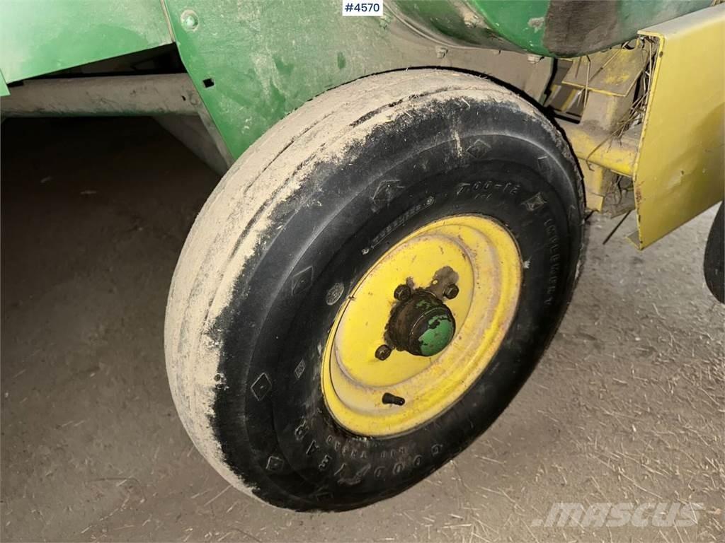 John Deere 332 A Alte echipamente pentru recoltat