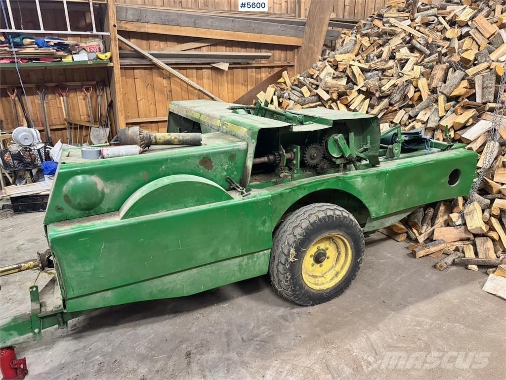 John Deere 342 Alte echipamente pentru recoltat