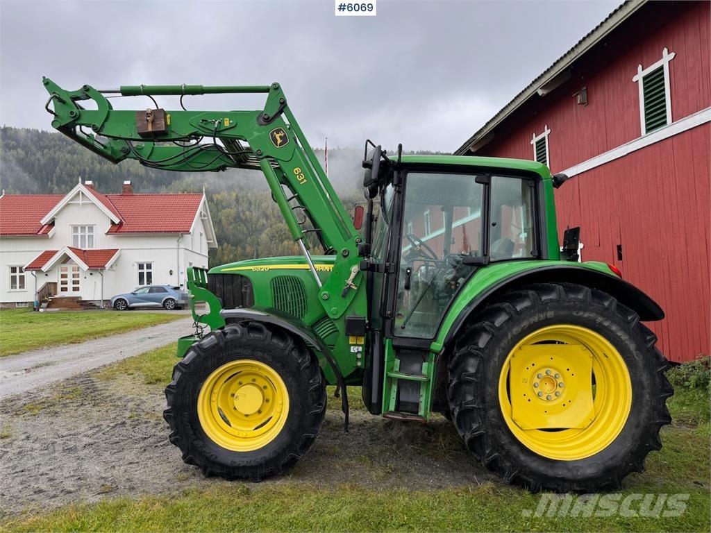 John Deere 6320 Tractoare