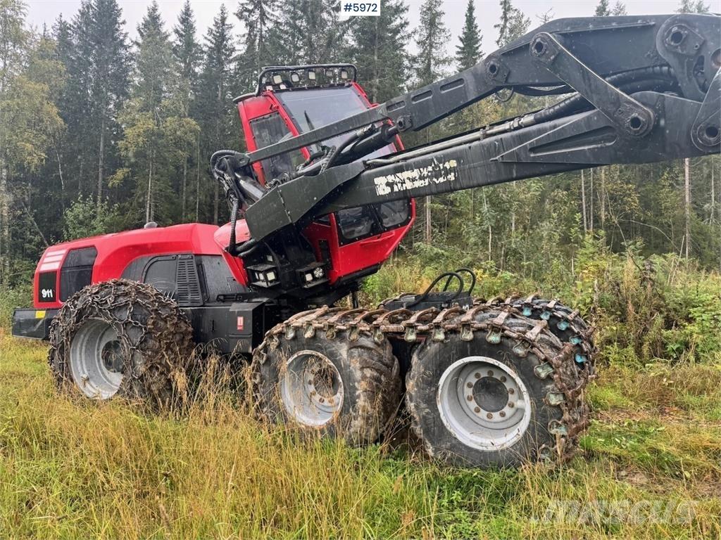 Komatsu 911-6 Combine forestiere