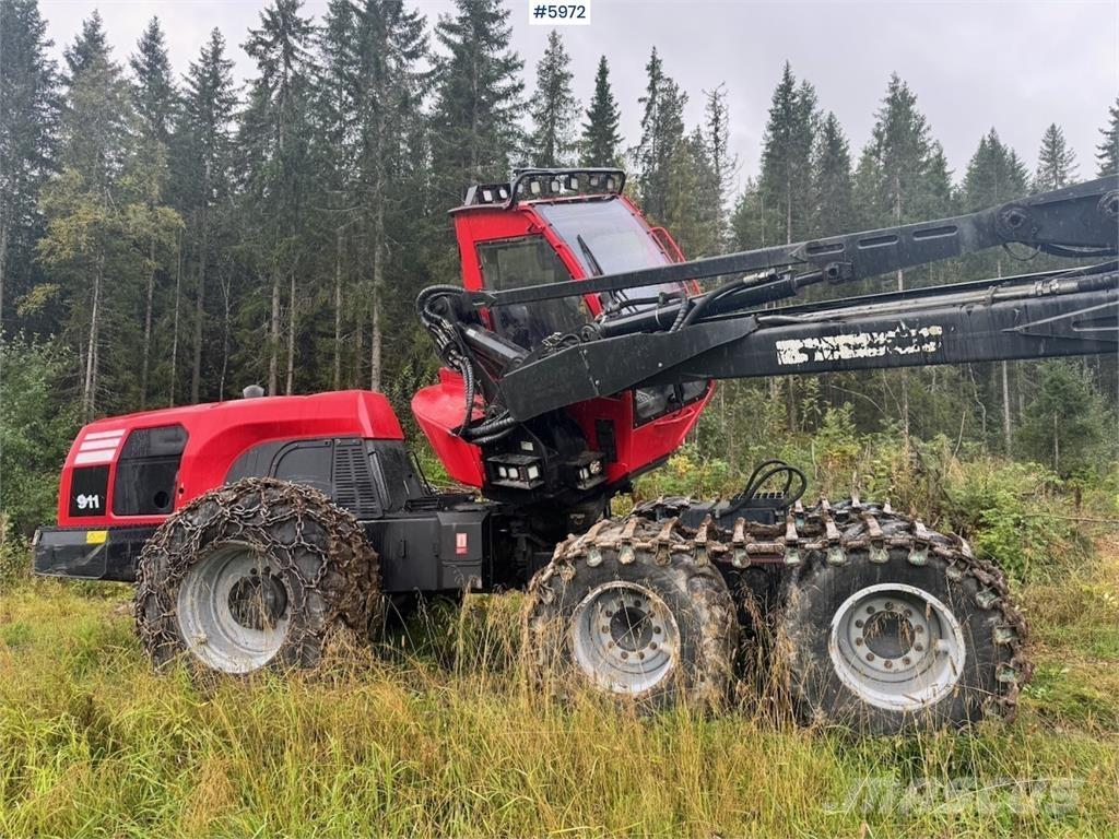 Komatsu 911-6 Combine forestiere