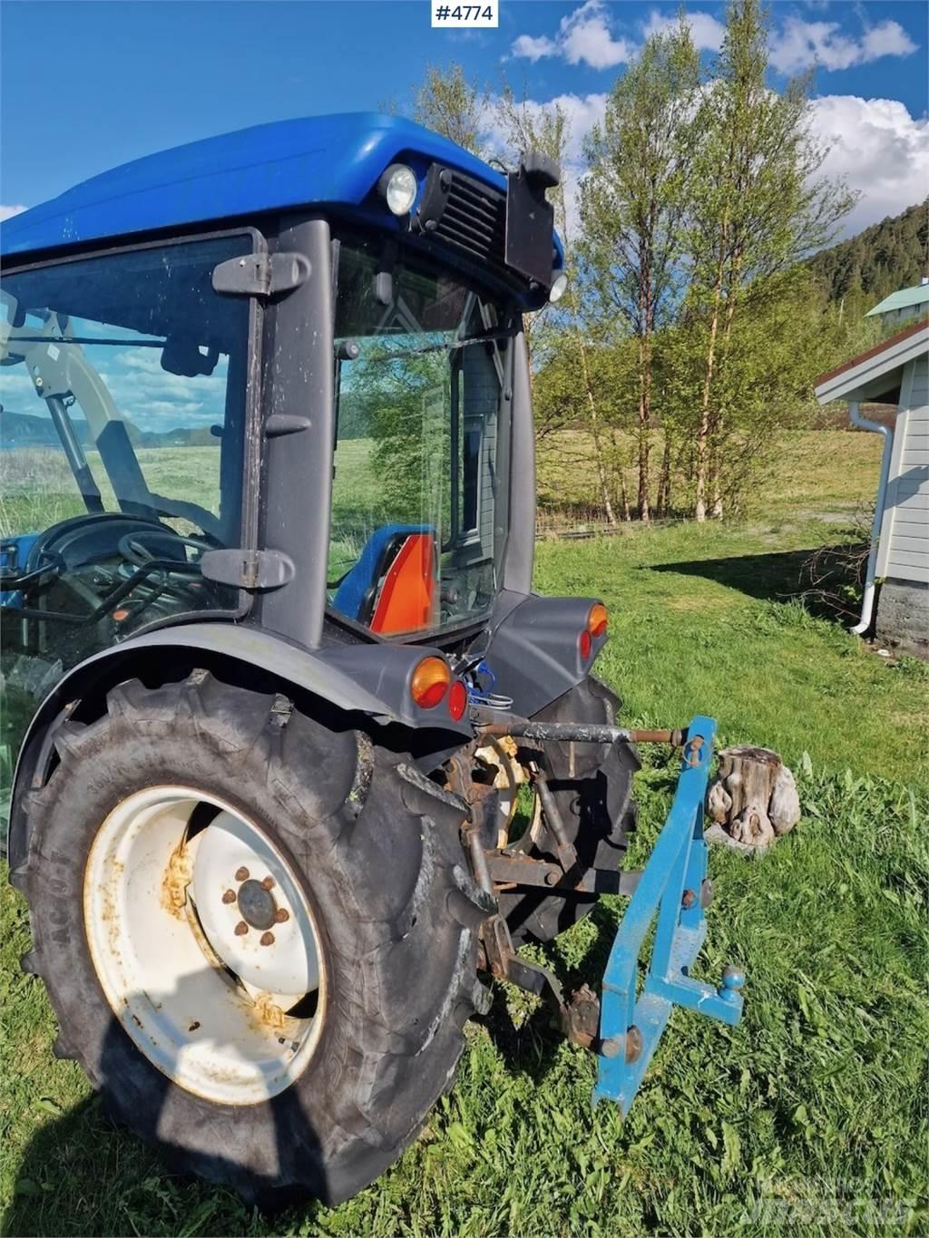 New Holland T3020 Tractoare