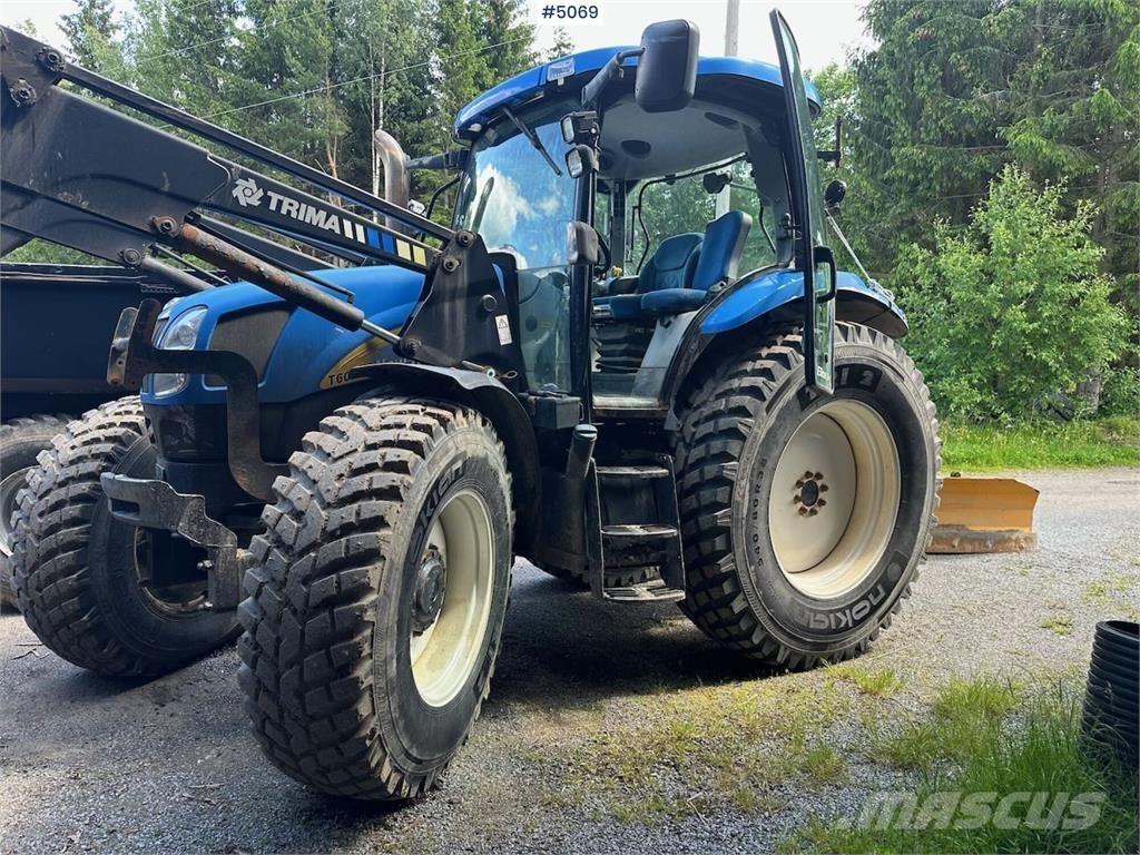 New Holland T6040 Tractoare