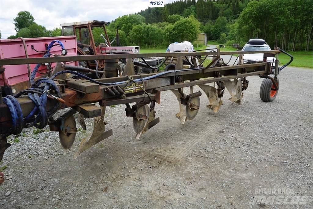 Överum C598L plog Alte masini si accesorii de cultivat