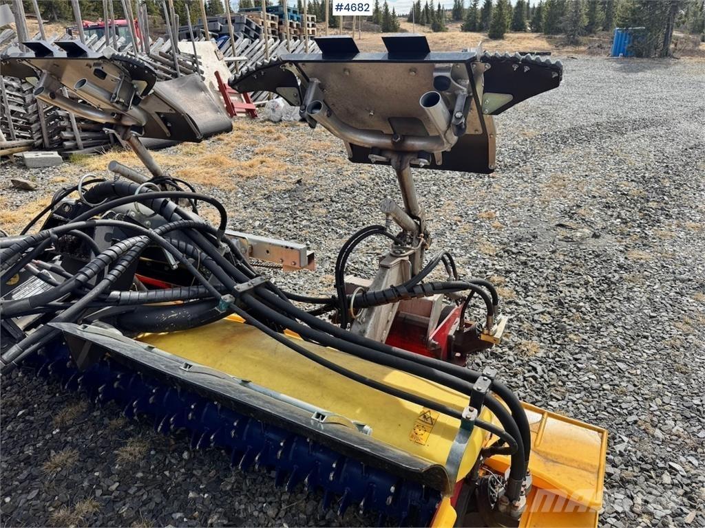  Pisten Bully 100 Lame pentru dezapezire si pluguri