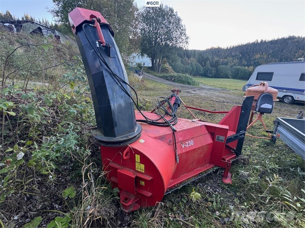 Sisu Handel V-230 Lame pentru dezapezire si pluguri