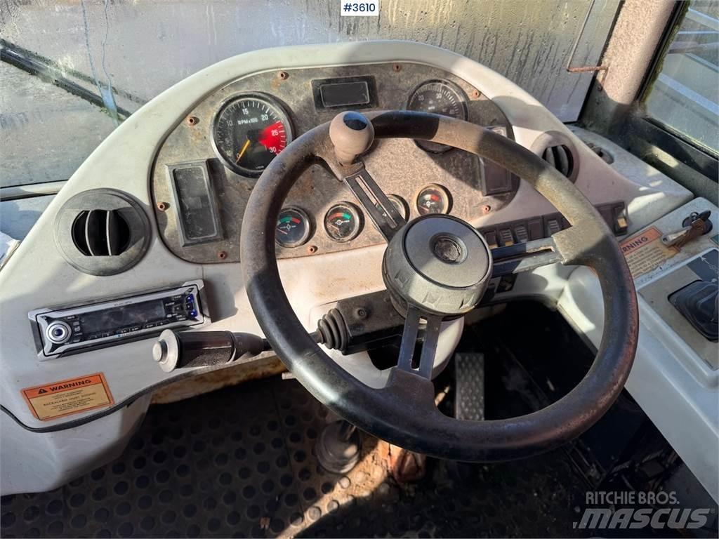 Terex TA25 Incarcator pe pneuri
