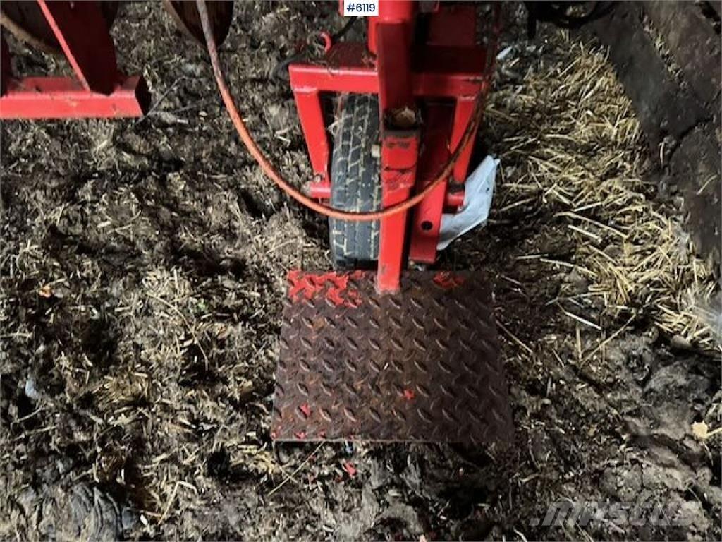 TKS F2 Alte echipamente pentru recoltat