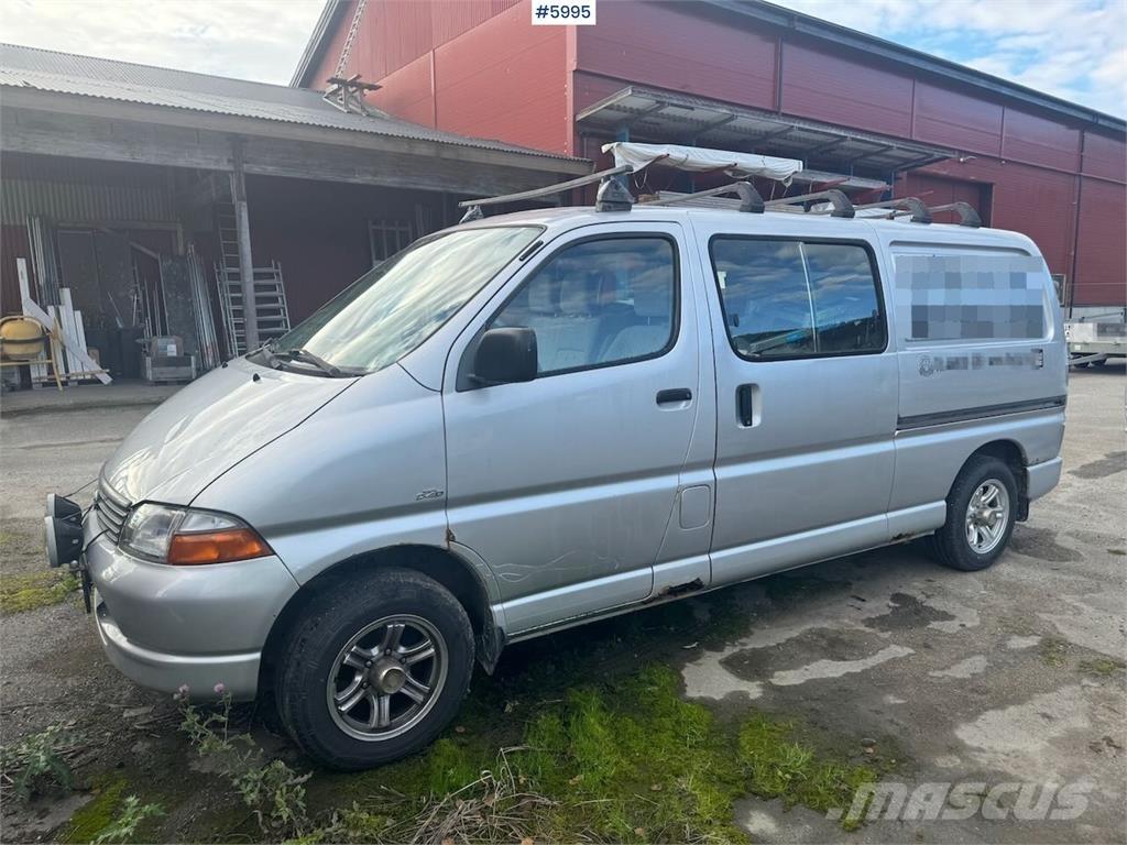 Toyota Hiace Utilitara