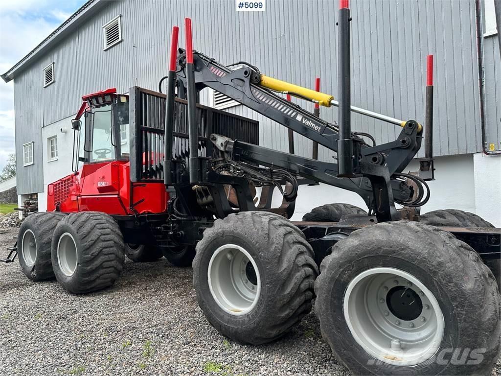 Valmet 860 lll Macarale de transport