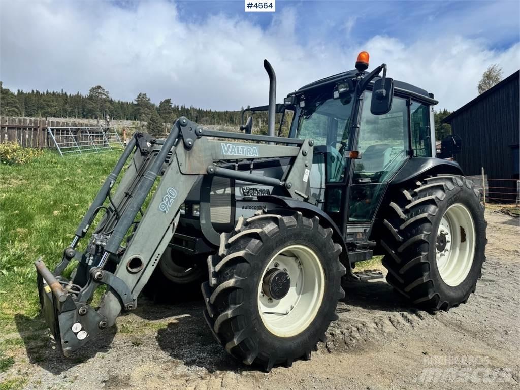 Valtra A85-4 Tractoare