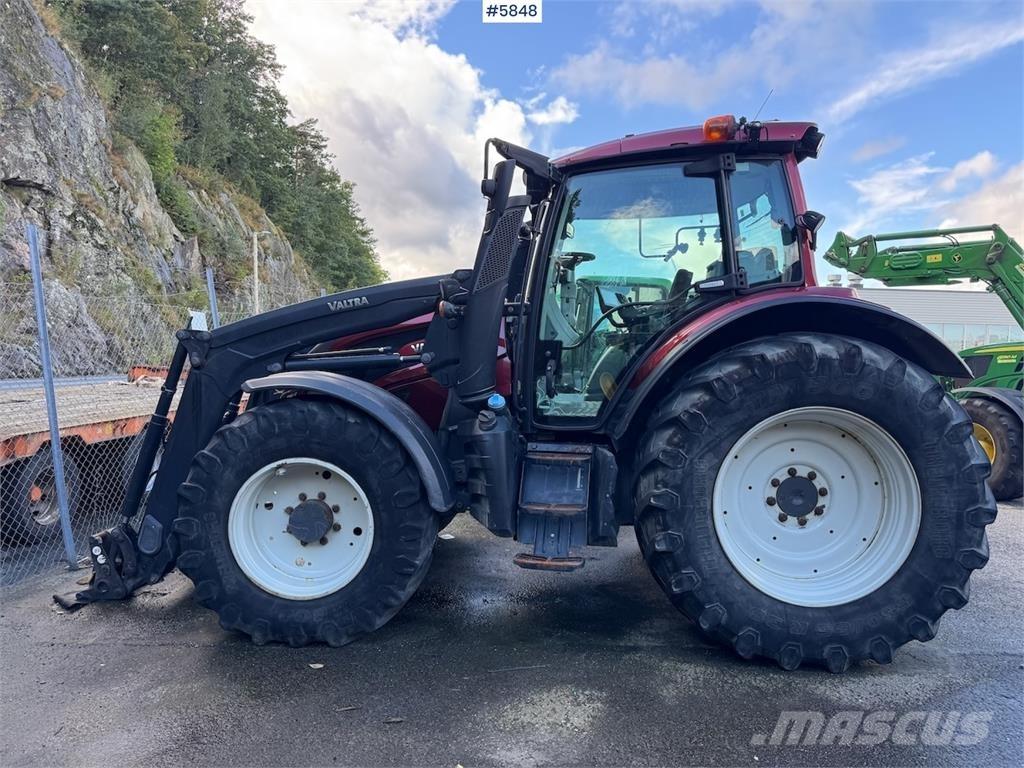 Valtra N174 Tractoare