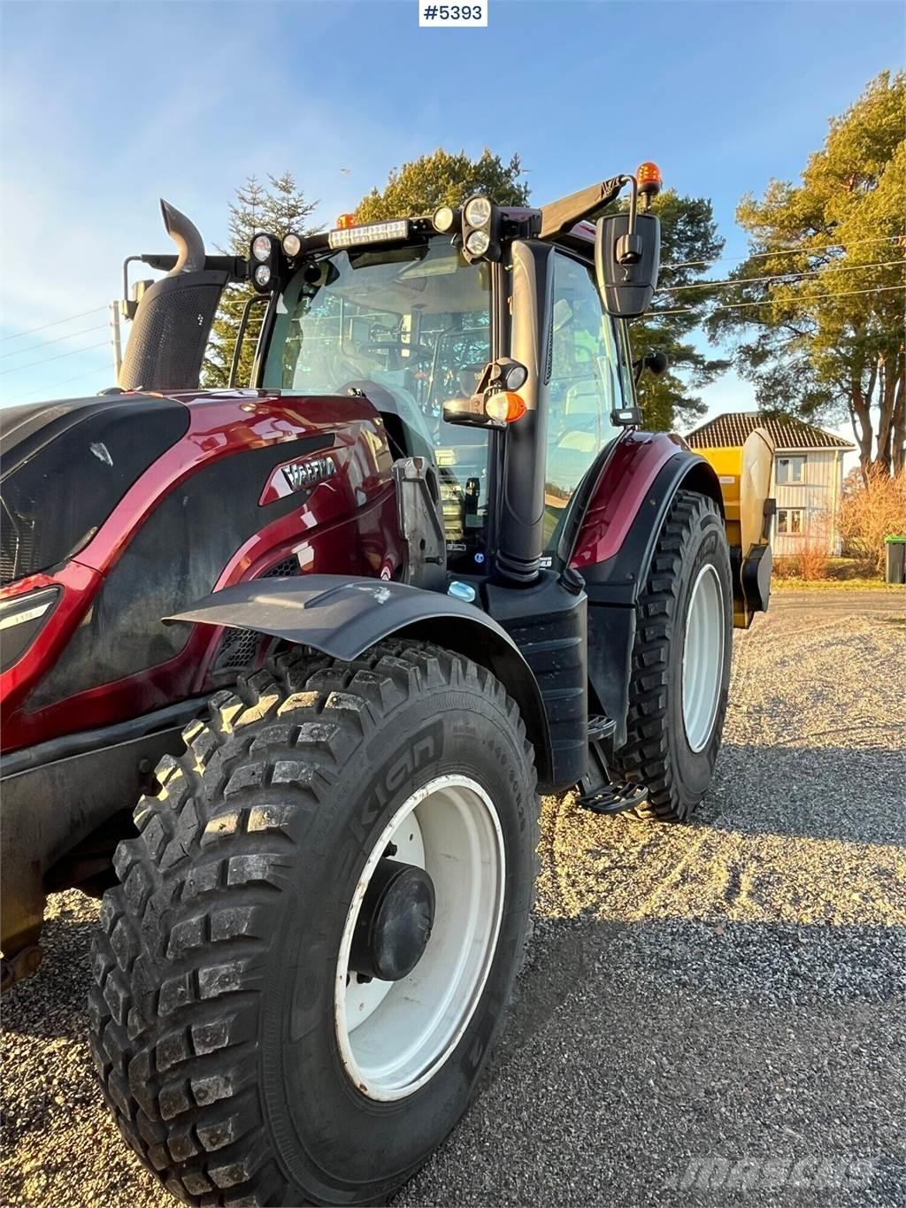 Valtra T174E Tractoare