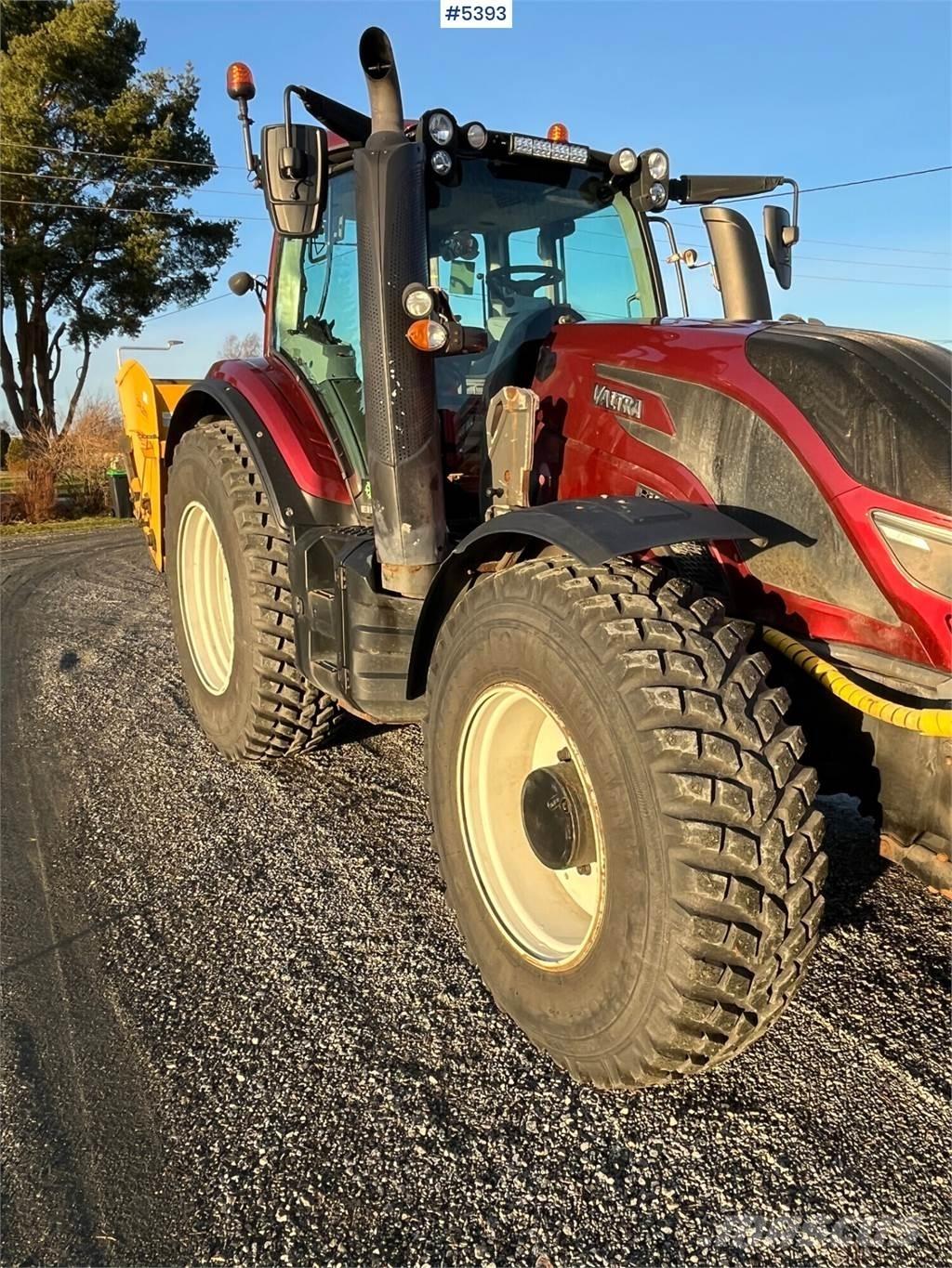 Valtra T174E Tractoare