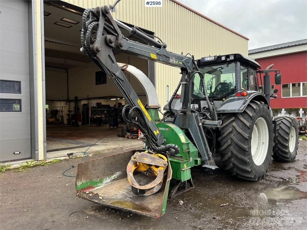Valtra T182 Tractoare