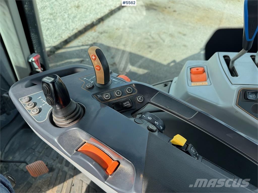 Valtra T194 Tractoare