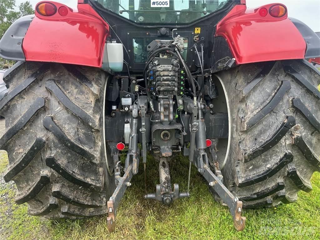Valtra T213 Tractoare
