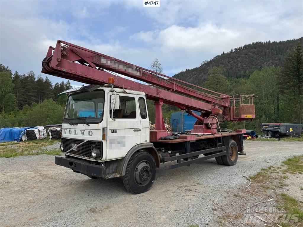 Volvo F 613 Platforme aeriene montate pe camion