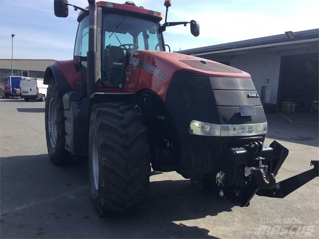 Case IH Magnum 235 Tractoare