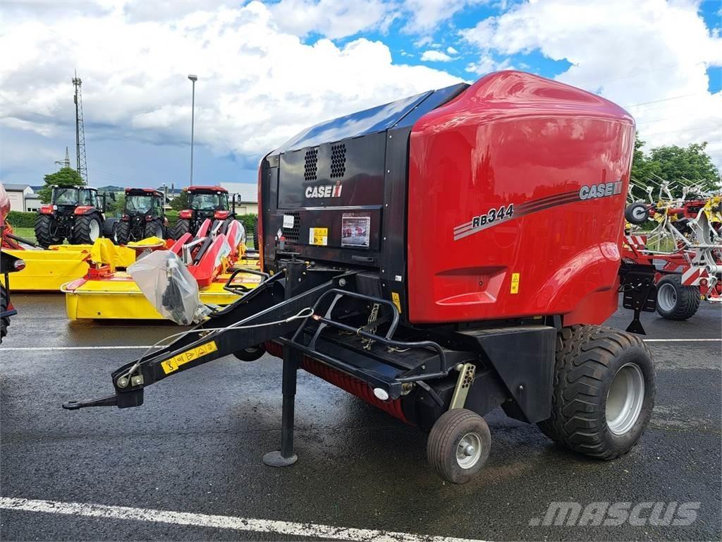 Case IH RB 344 Masina de balotat cilindric