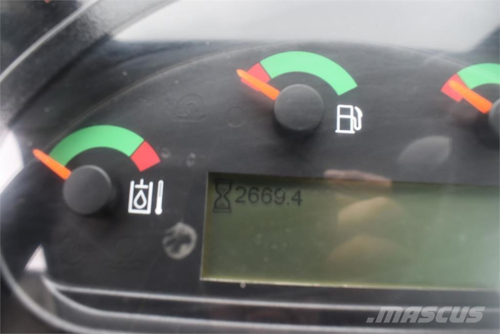 CAT 906M Incarcator pe pneuri