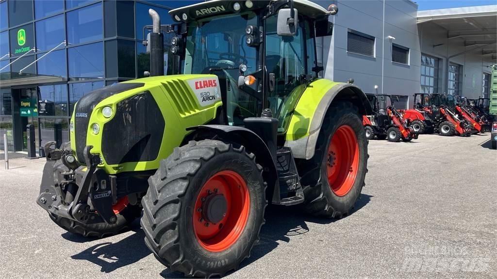 CLAAS ARION 530 Tractoare