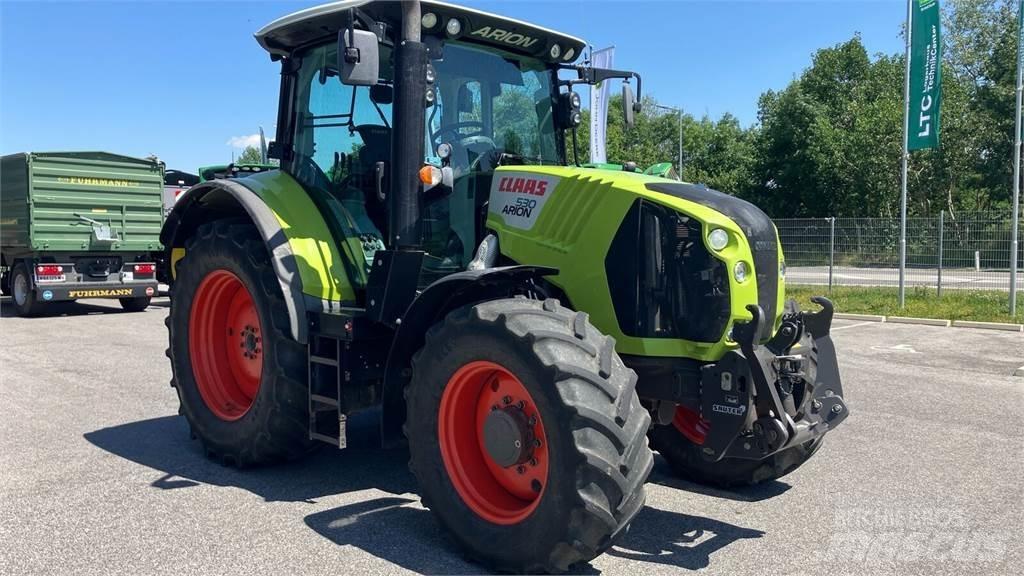 CLAAS ARION 530 Tractoare