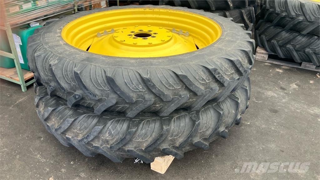 CLAAS ARION 530 Tractoare