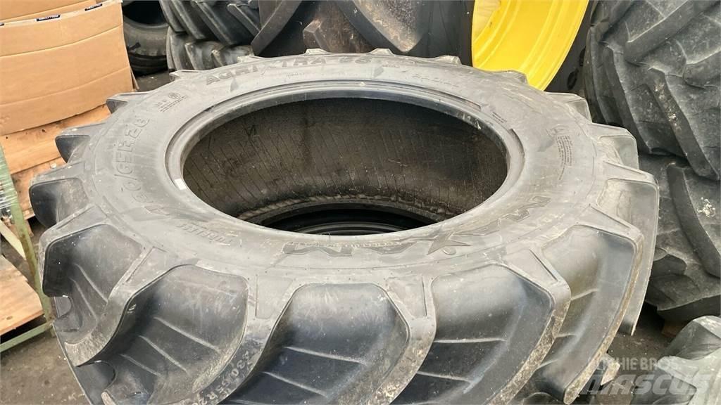 CLAAS ARION 530 Tractoare