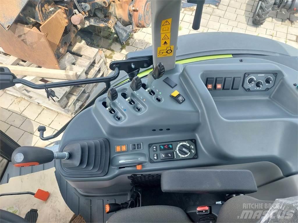 CLAAS Elios 330 Tractoare