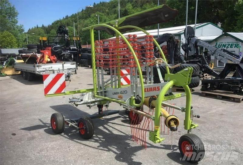 CLAAS Liner 420 Utilaj de răvăşit fân