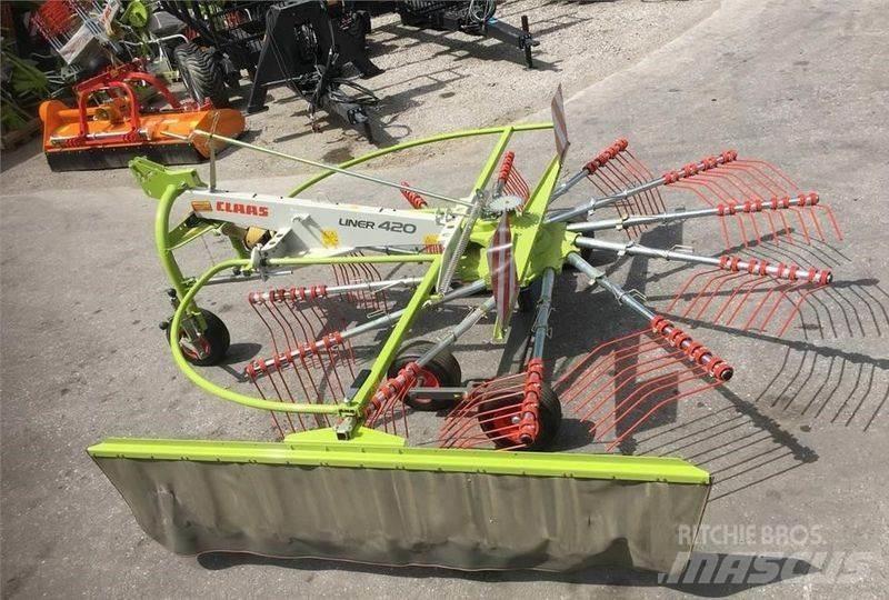 CLAAS Liner 420 Utilaj de răvăşit fân