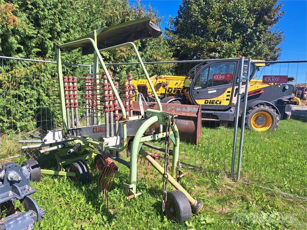 CLAAS Liner 430 Utilaj de răvăşit fân