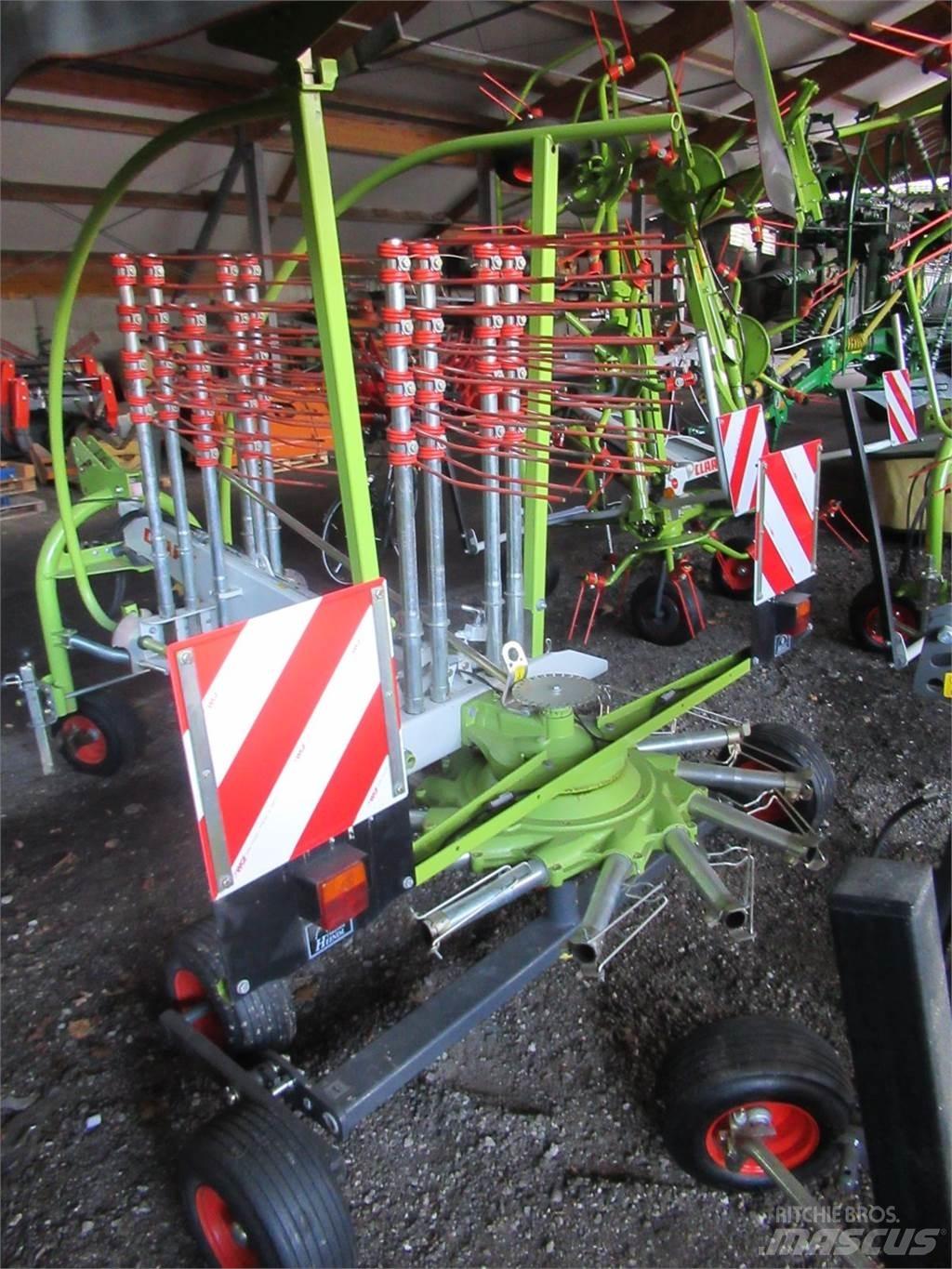 CLAAS Liner 450 Utilaj de răvăşit fân