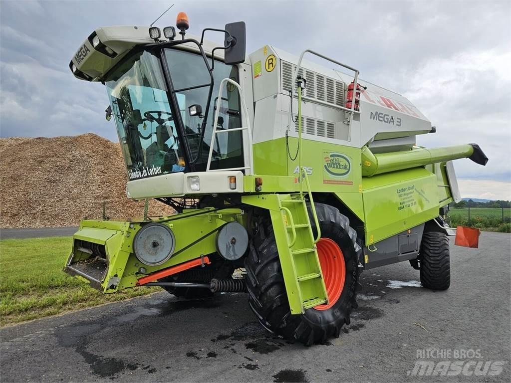 CLAAS Mega 370 Combine de secerat