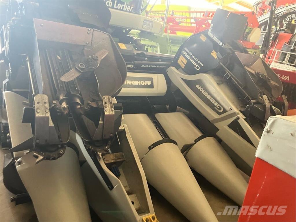 CLAAS Mega 370 Combine de secerat