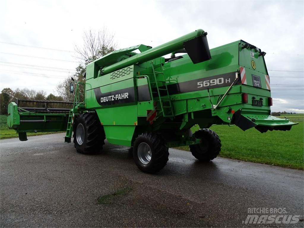 Deutz-Fahr 5690 H Combine de secerat