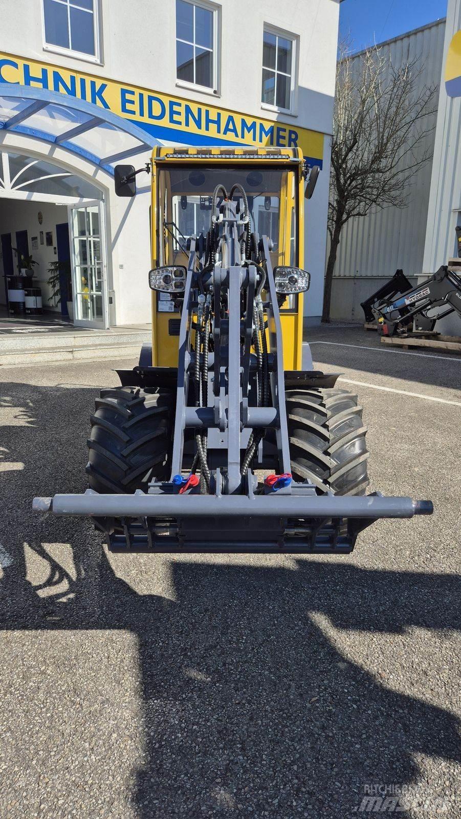 Eurotrac W12 s Încarcatoare frontale