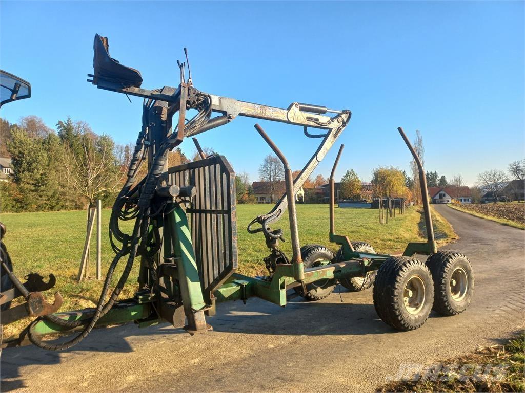 Farma 6to Remorci forestiere