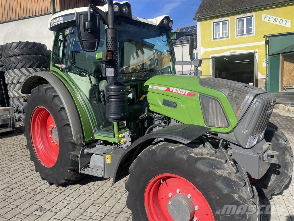Fendt 210 Vario Tractoare