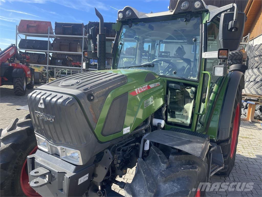 Fendt 210 Vario Tractoare