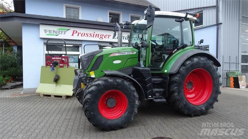 Fendt 312 Vario Tractoare