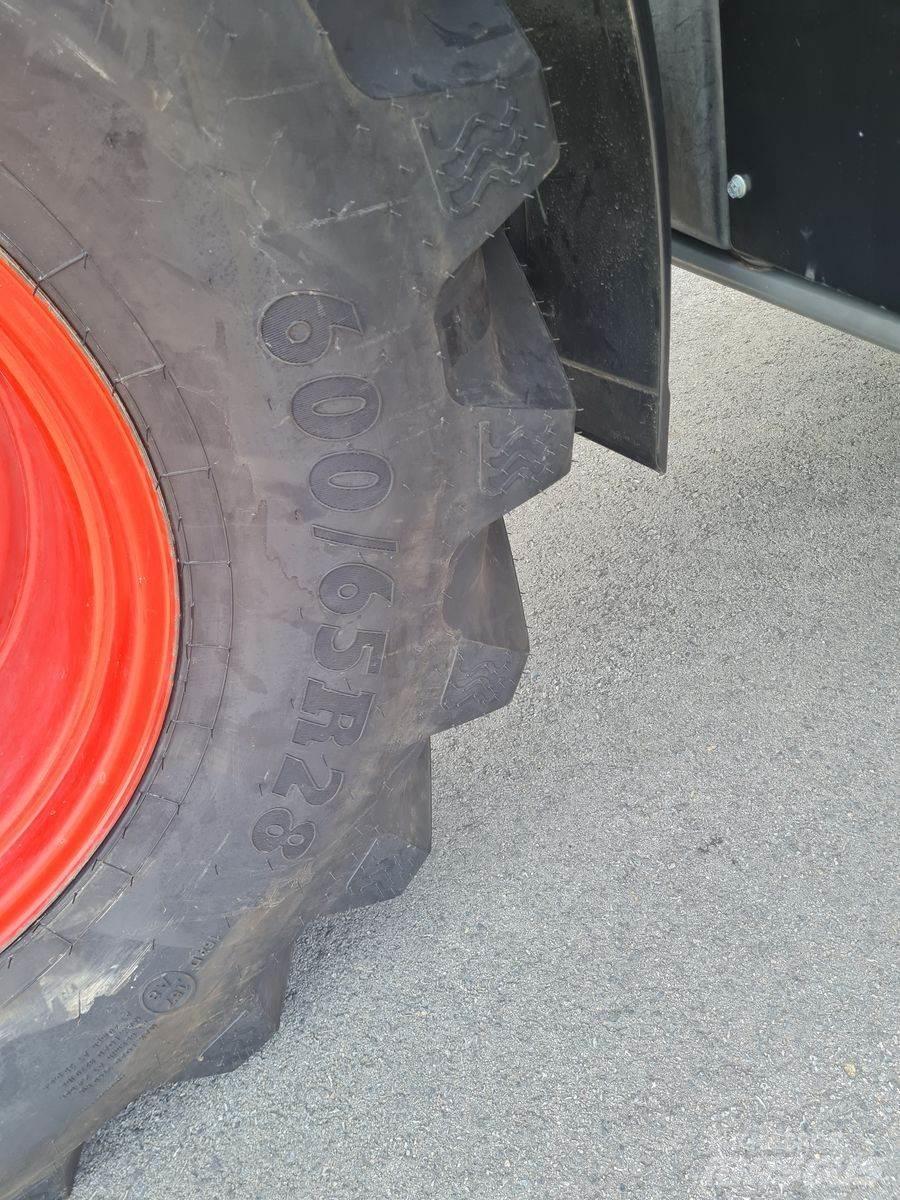 Fendt 718 Vario Tractoare