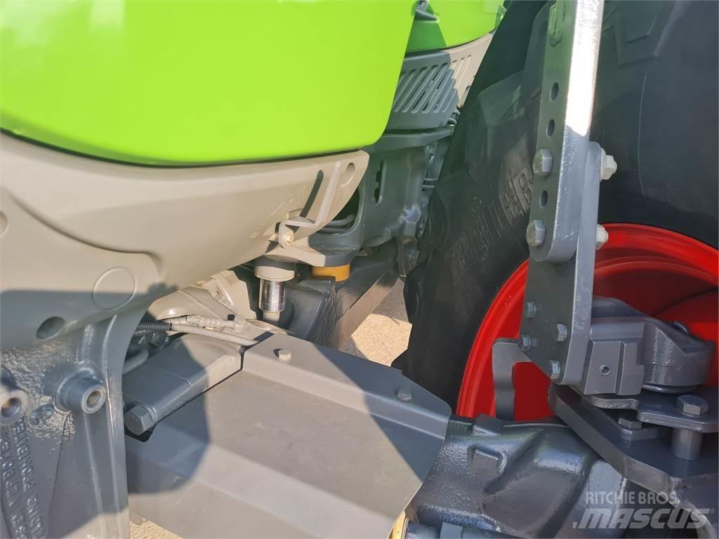 Fendt 724 Vario Tractoare