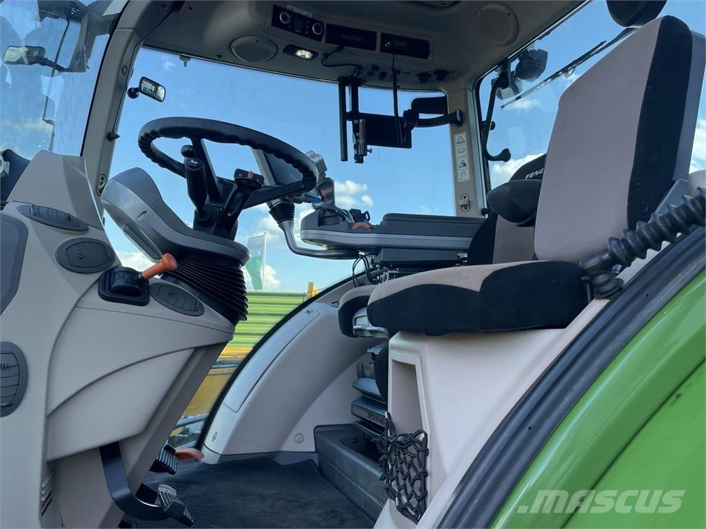 Fendt 724 Vario Tractoare