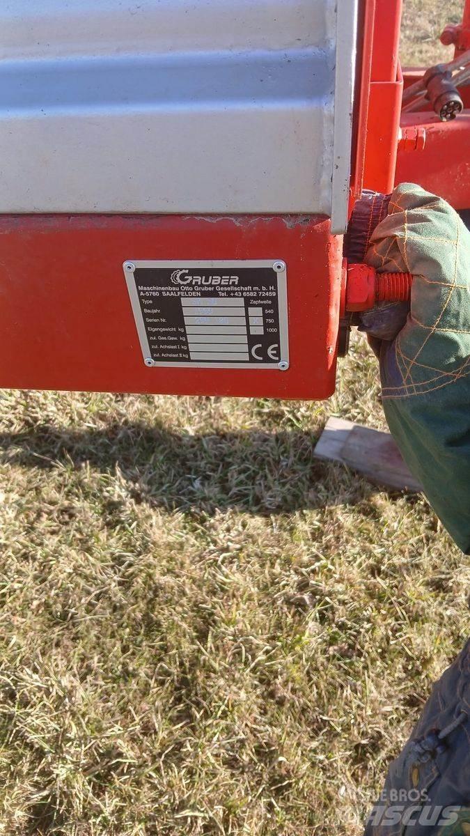 Gruber SM 380 Distribuitoare de ingrasamant